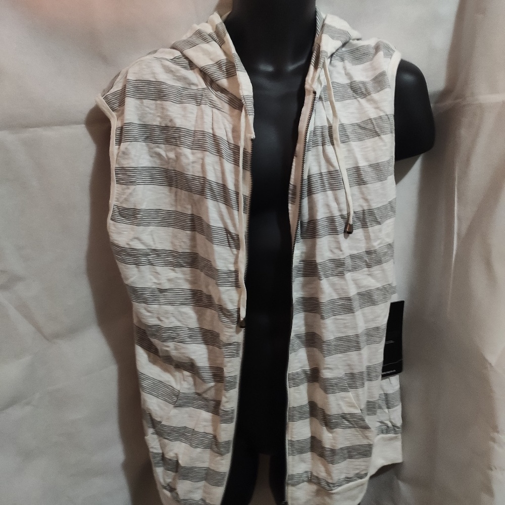 men's stylish t-shirt